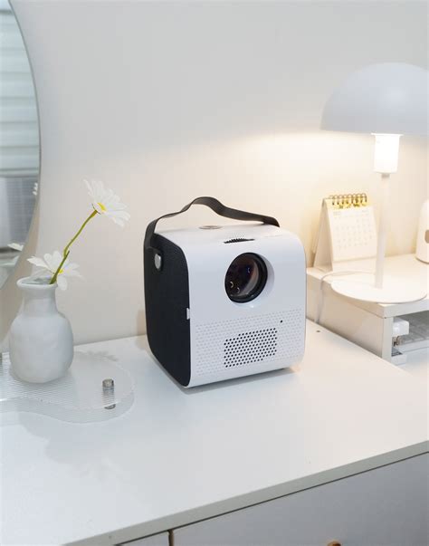 (REVIEW) LUMOS Ray Home Cinema Projector .